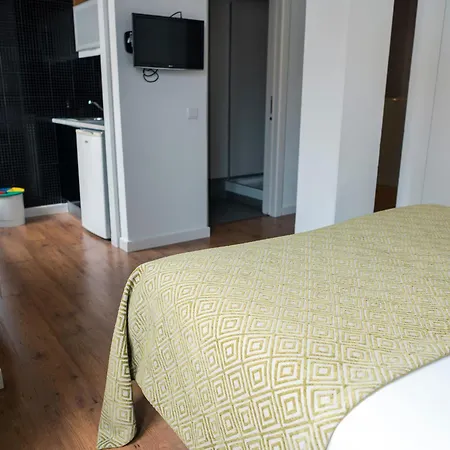 Casa Aguarelas 4* エリセイラ