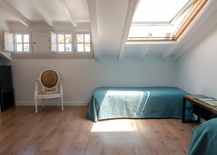 Casa Aguarelas 4*