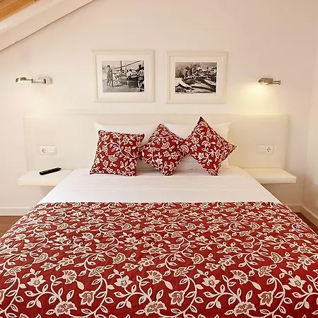 Casa Aguarelas 3* エリセイラ